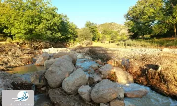 آثار به‌جامانده از سیل روستای کاستان